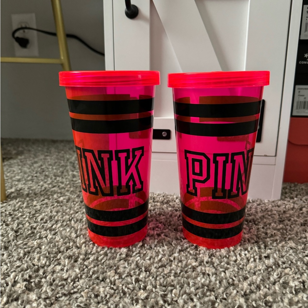 VS pink Vintage cups